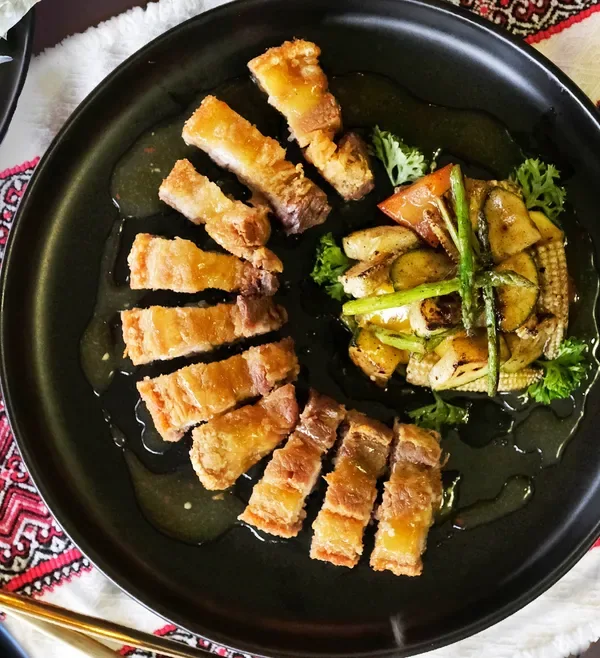 Crispy Pork with Vegetables