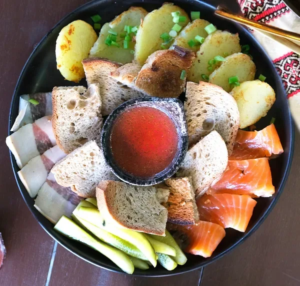 Fish Plate with Salmon