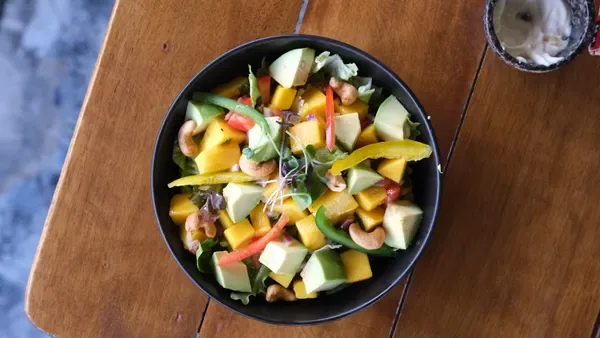 Mango Salsa Salad