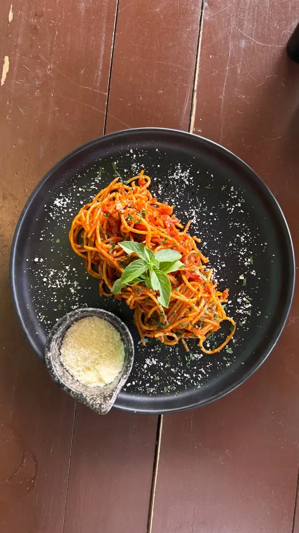 Tomato Garlic Pasta